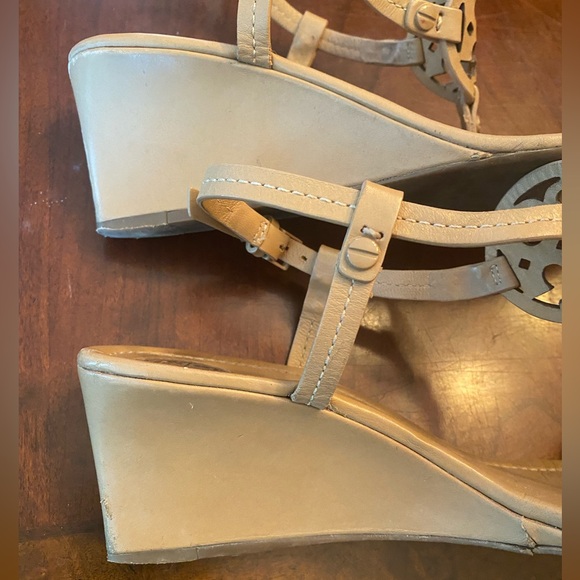 Tory Burch size 8 Miller wedge - Picture 3 of 6